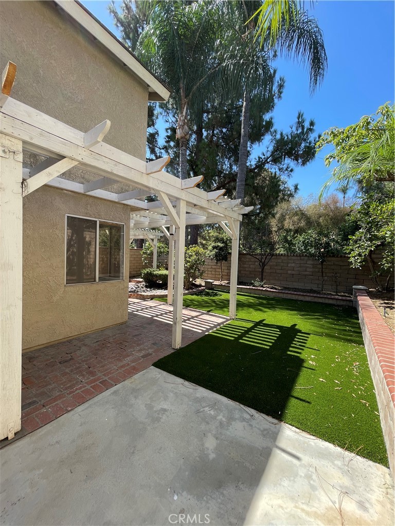 2431 Maroon Bell Road