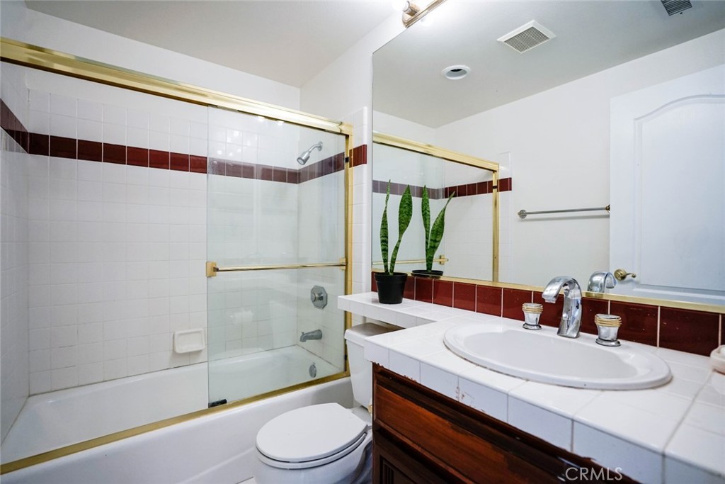 2386 Ridgeview Avenue