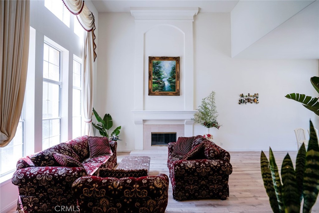 2386 Ridgeview Avenue