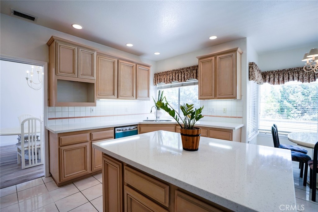 2386 Ridgeview Avenue