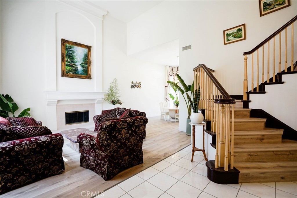 2386 Ridgeview Avenue