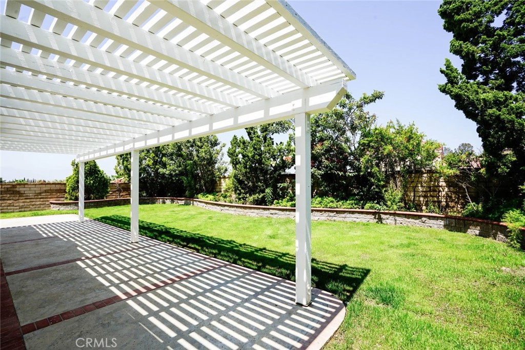 2386 Ridgeview Avenue