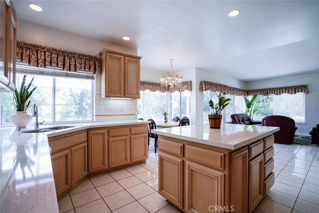 2386 Ridgeview Avenue