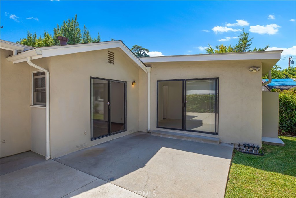 1937 San Gabriel Blvd