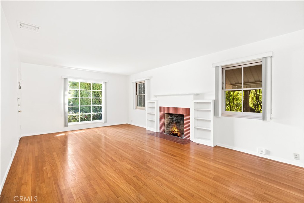 1937 San Gabriel Blvd