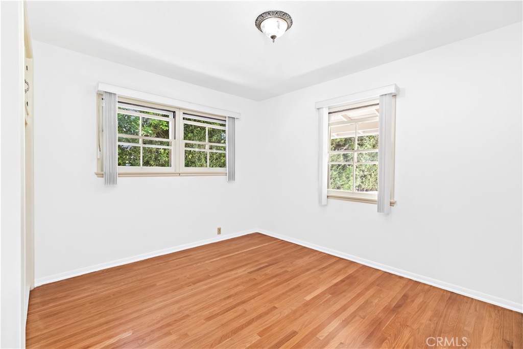 1937 San Gabriel Blvd