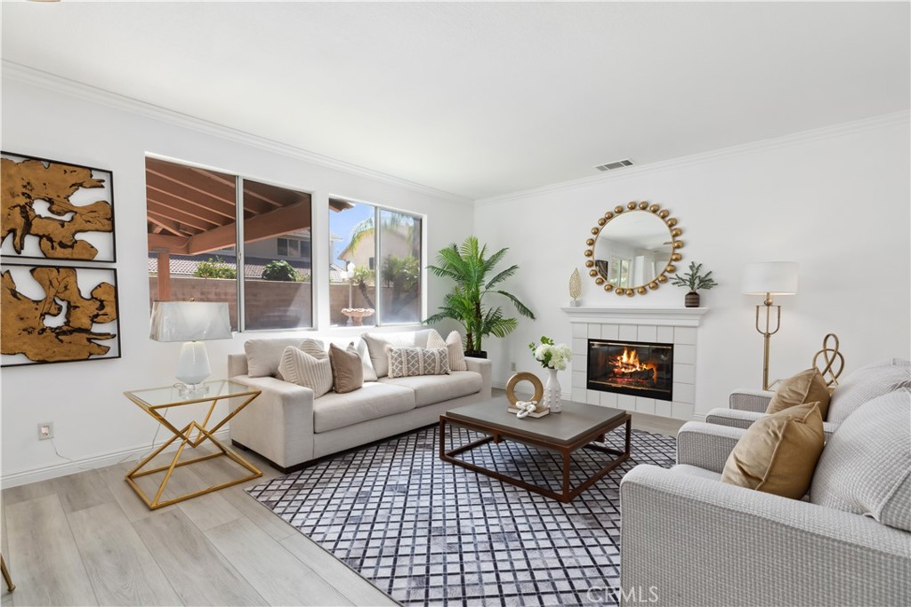 6728 Paso Fino Street