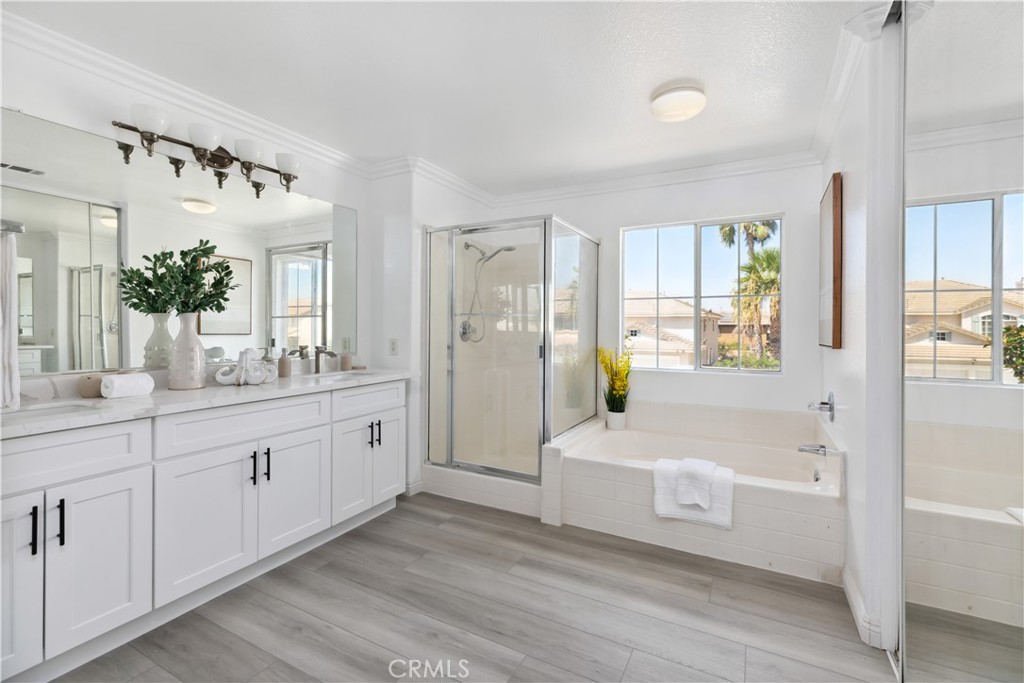 6728 Paso Fino Street