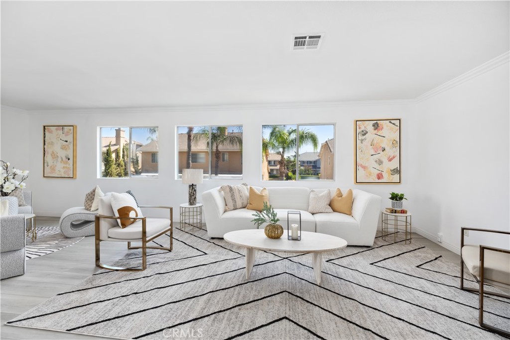 6728 Paso Fino Street