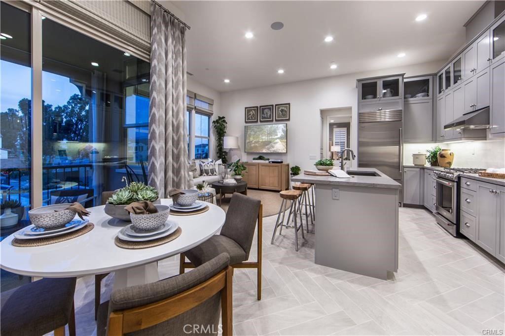 52 Parkwood