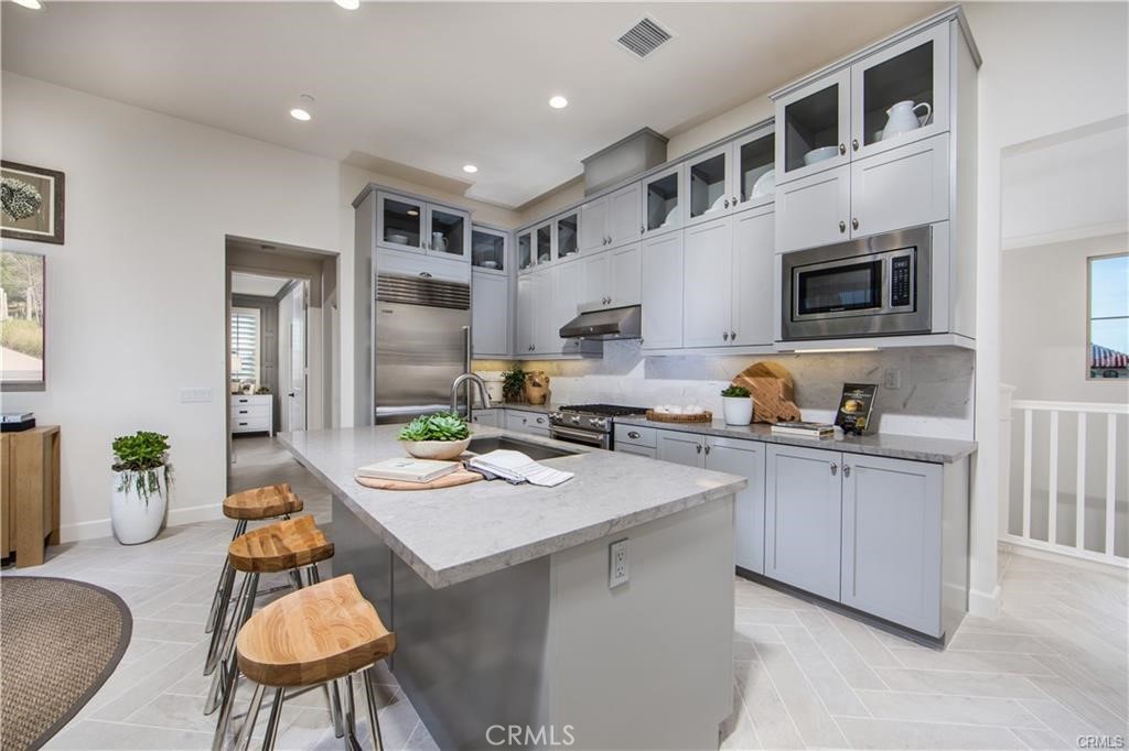 52 Parkwood