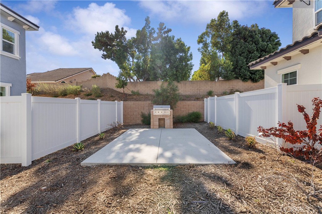 1367 Point Loma Pl