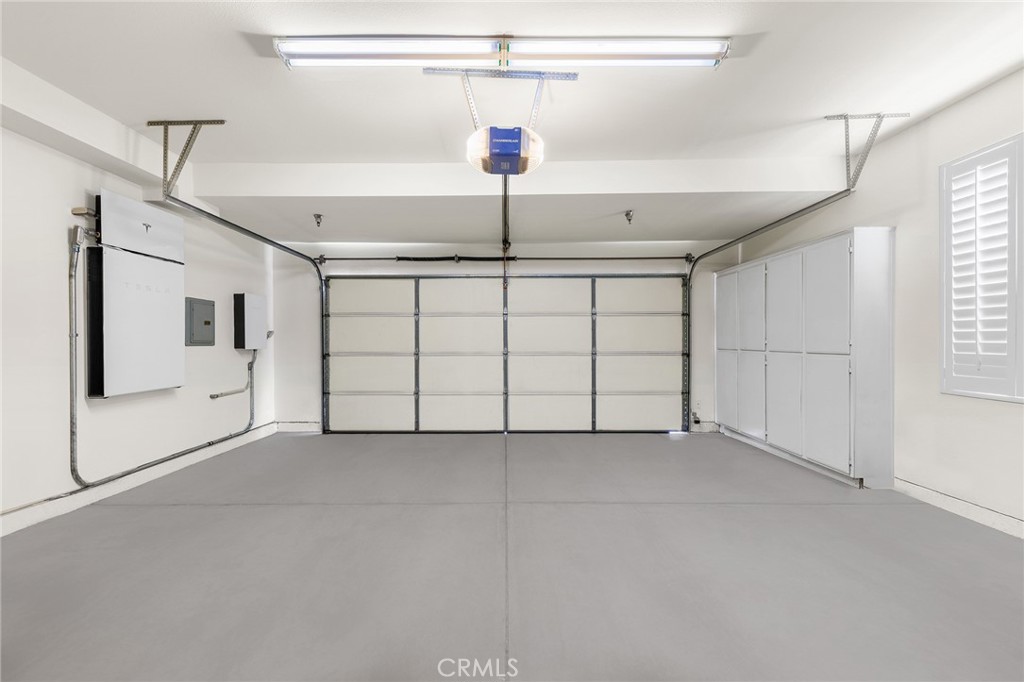 18 El Dorado Street B