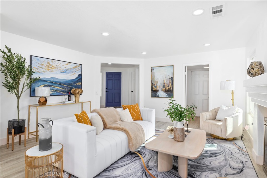 28211 Hub Circle