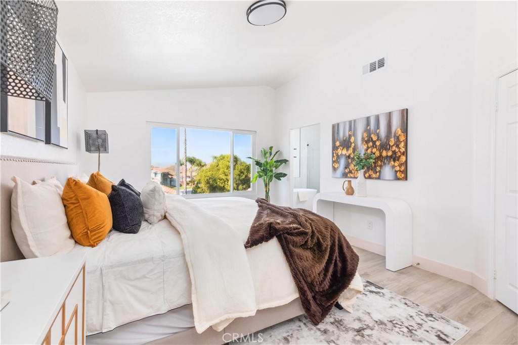 28211 Hub Circle