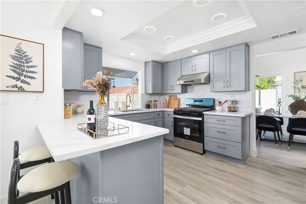 28211 Hub Circle
