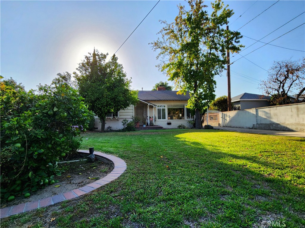 3721 Dubonnet Avenue