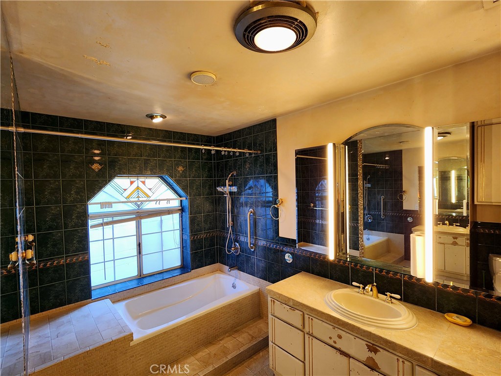 3721 Dubonnet Avenue