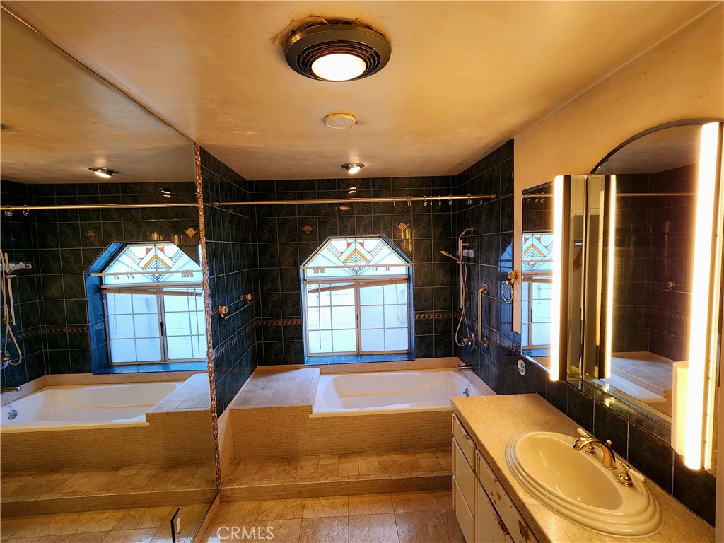 3721 Dubonnet Avenue