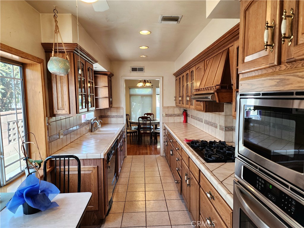 3721 Dubonnet Avenue