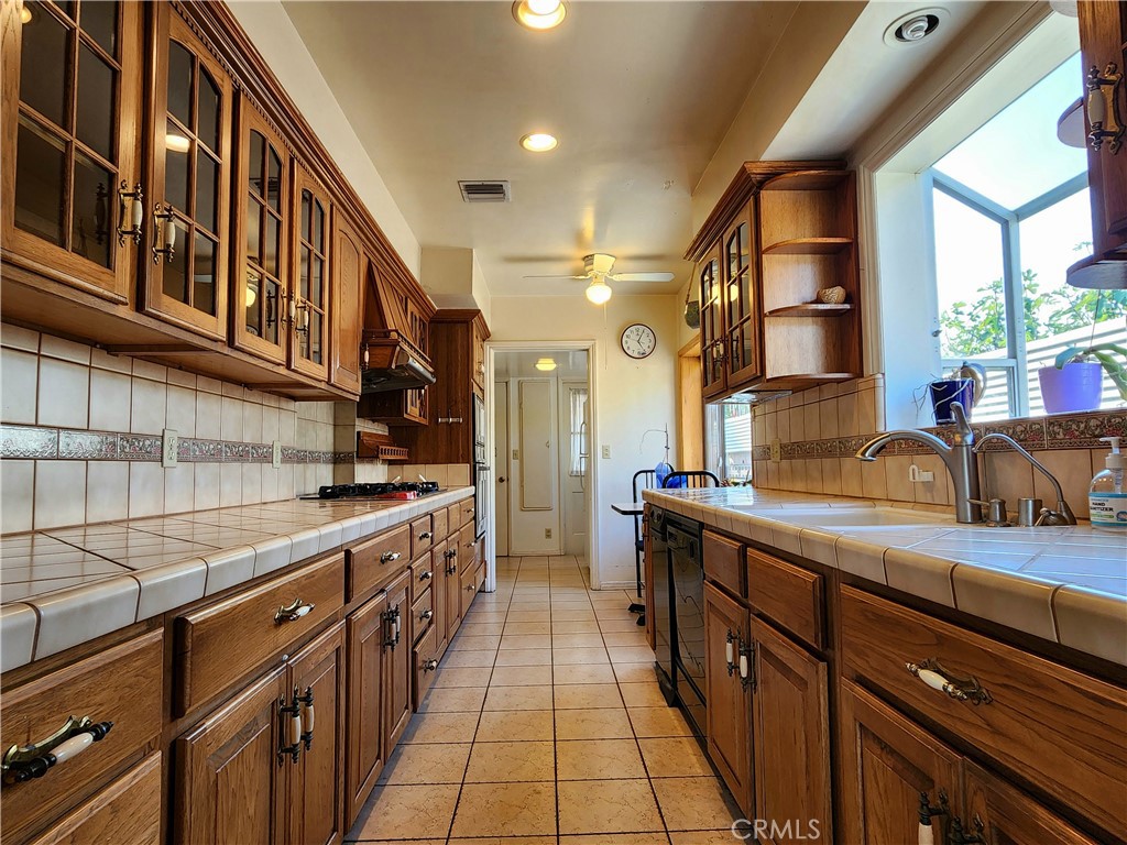 3721 Dubonnet Avenue