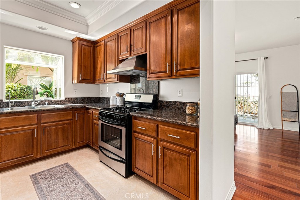 11928 Lansdale Avenue