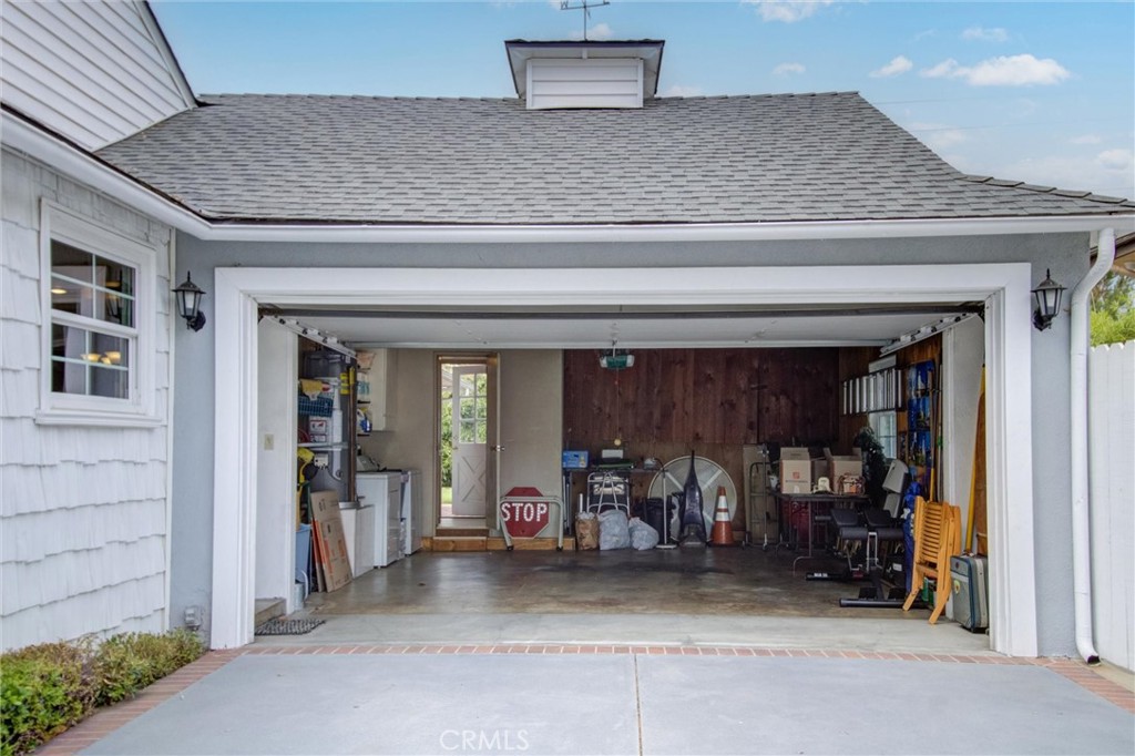 601 Los Olivos Drive