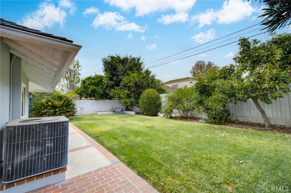 601 Los Olivos Drive