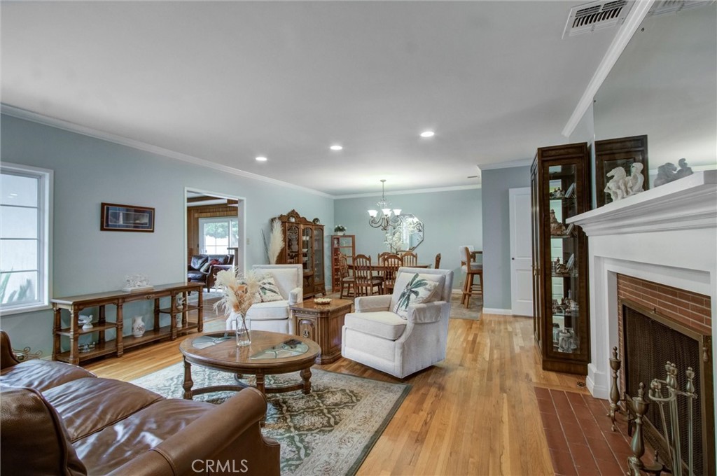 601 Los Olivos Drive