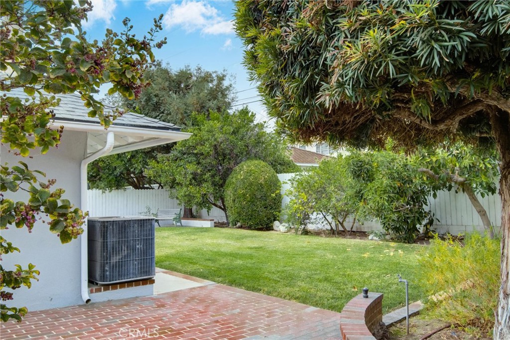 601 Los Olivos Drive
