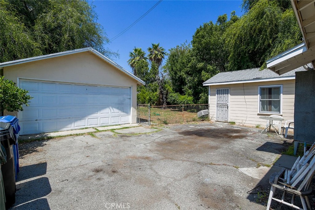 317 W Central Avenue 0