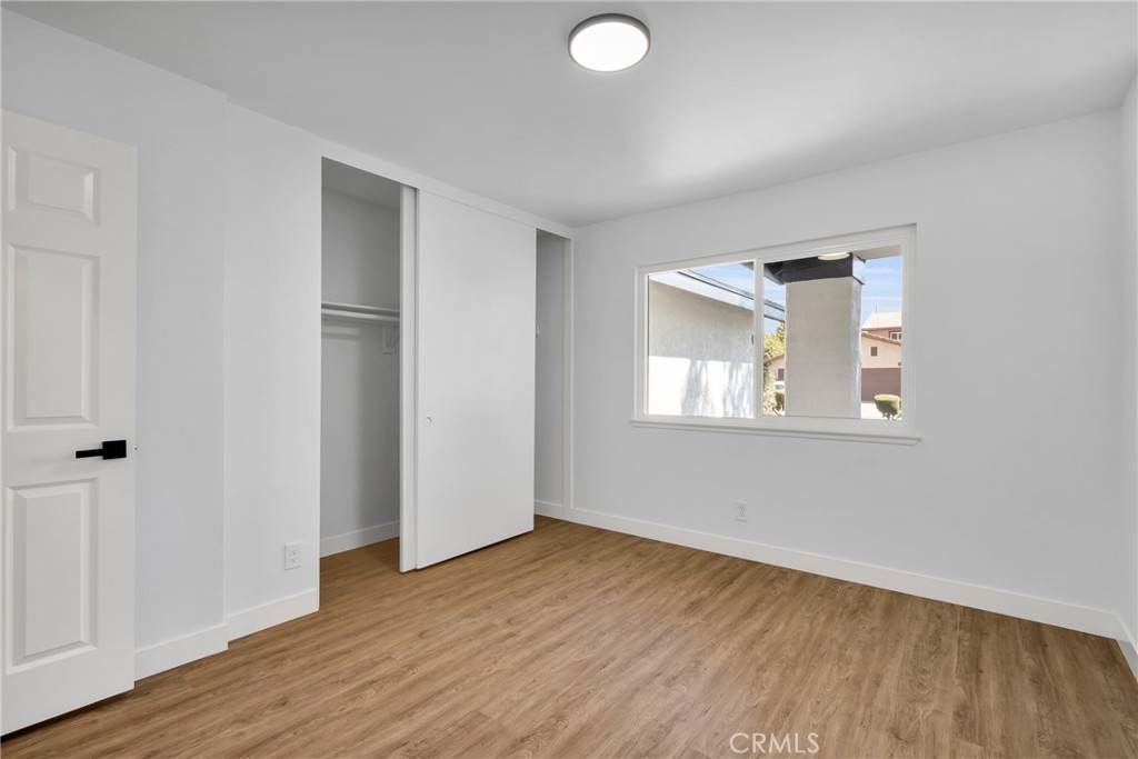 633 Royal View Street