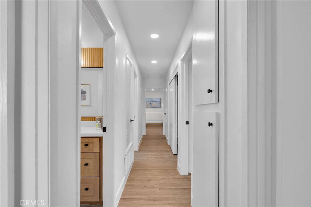 633 Royal View Street