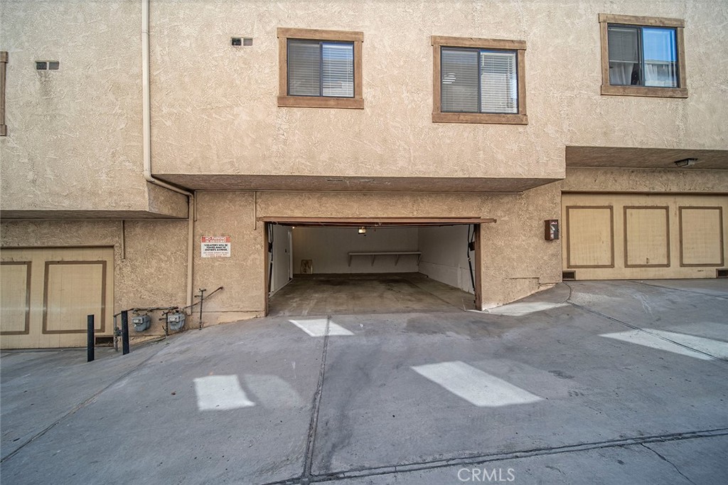 32 S Chapel Avenue D