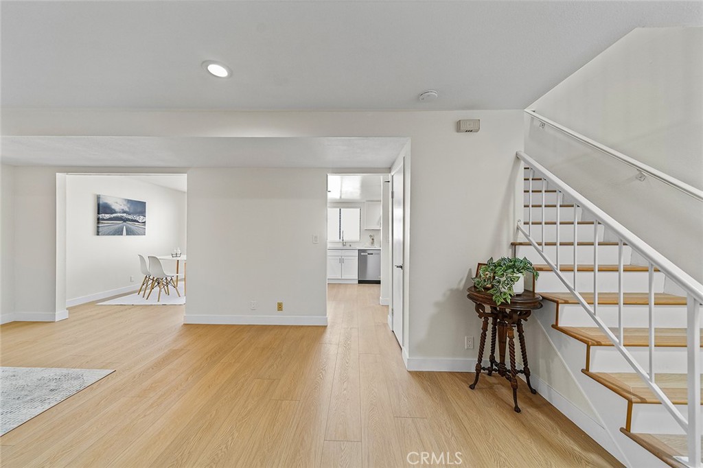 32 S Chapel Avenue D