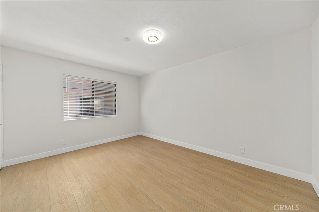 32 S Chapel Avenue D