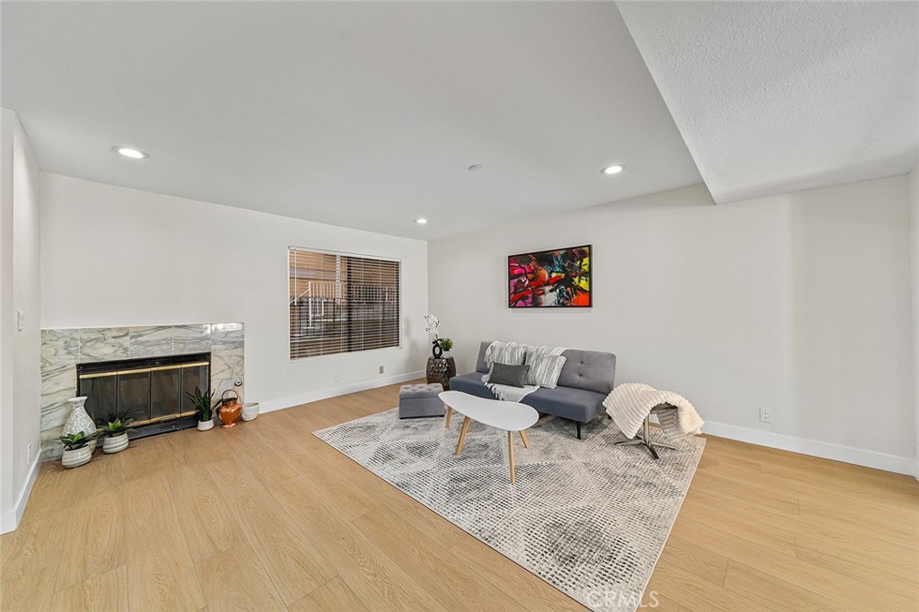 32 S Chapel Avenue D