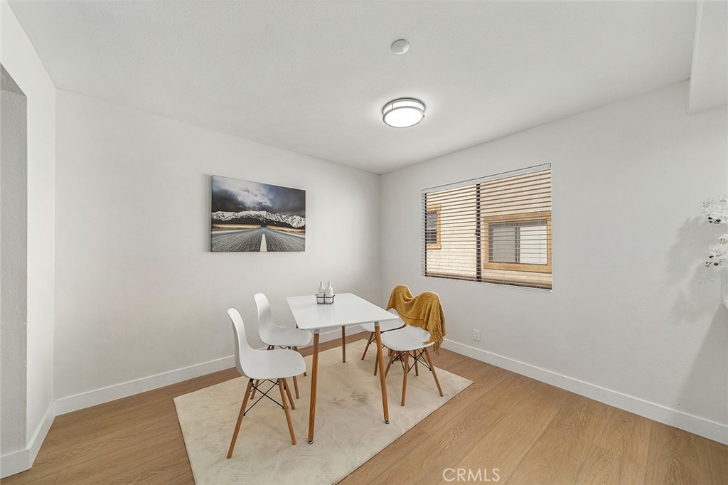 32 S Chapel Avenue D