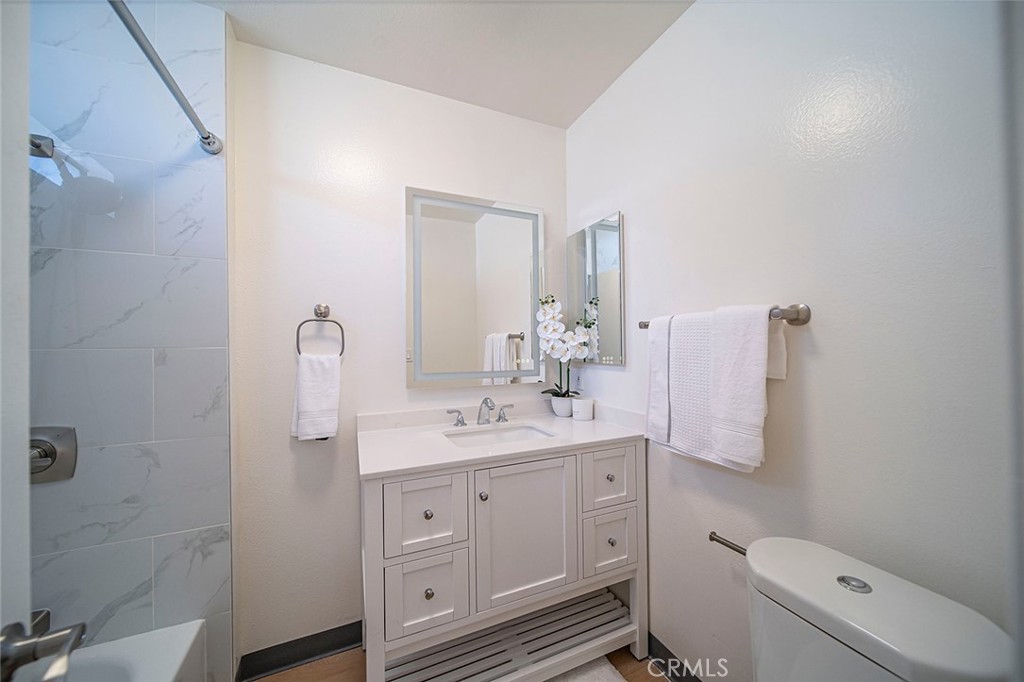 32 S Chapel Avenue D