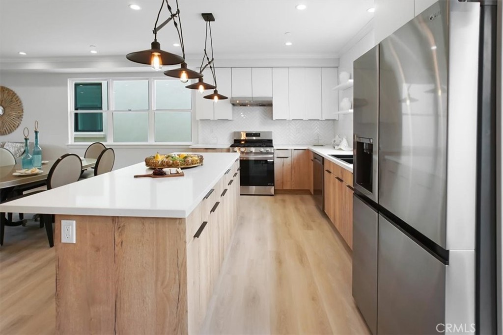 1022 La Cadena Avenue D