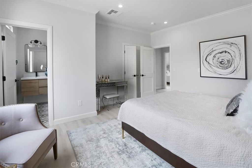 1022 La Cadena Avenue D