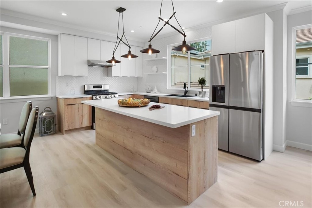 1022 La Cadena Avenue D