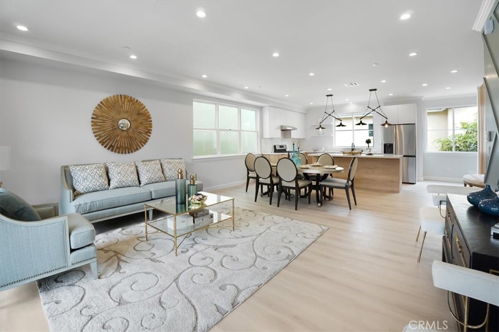 1022 La Cadena Avenue D