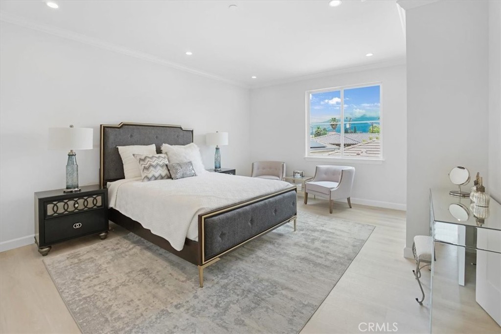 1022 La Cadena Avenue D