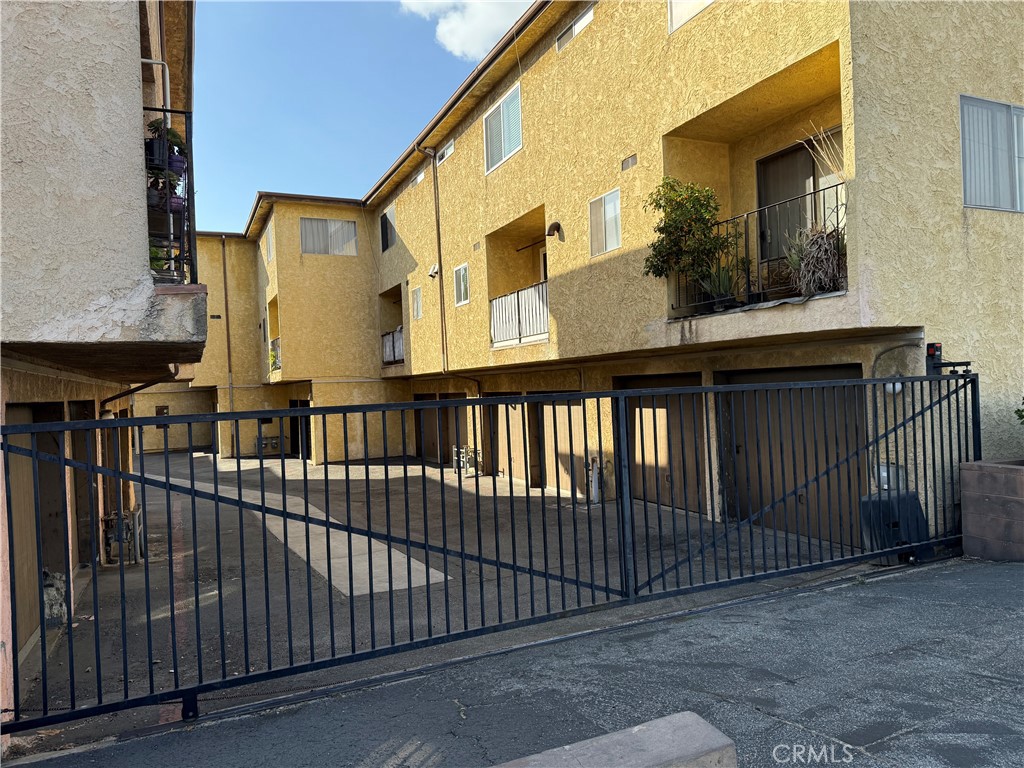 3117 Adelia Ave. Avenue 15