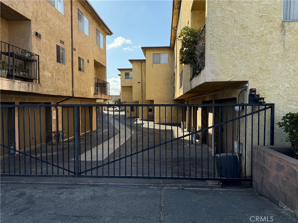 3117 Adelia Ave. Avenue 15