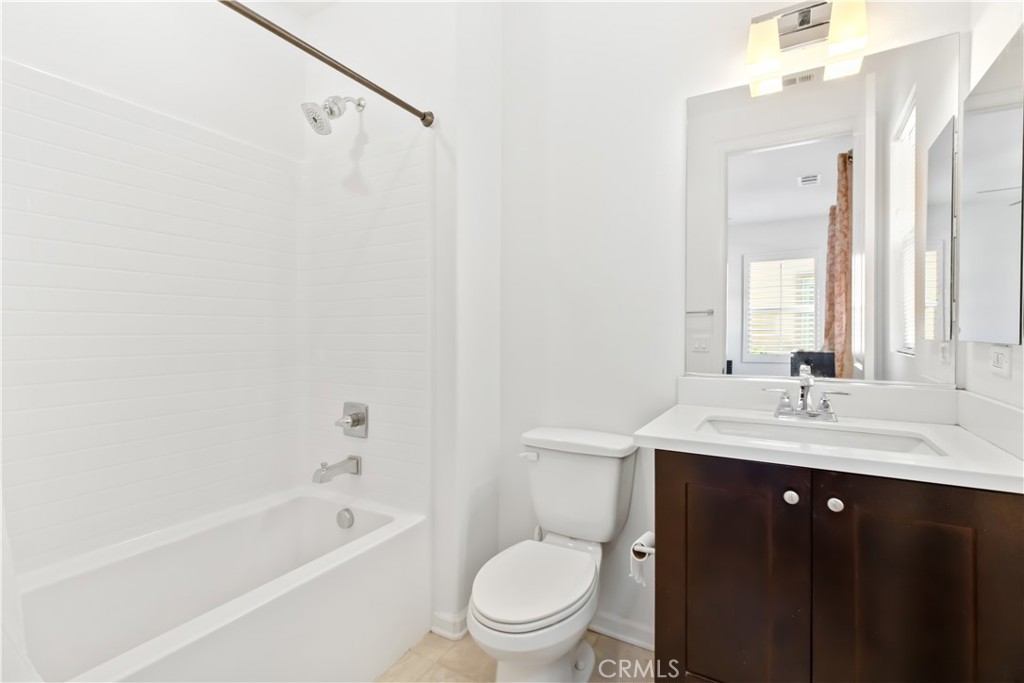 2776 E Rose Petal Way