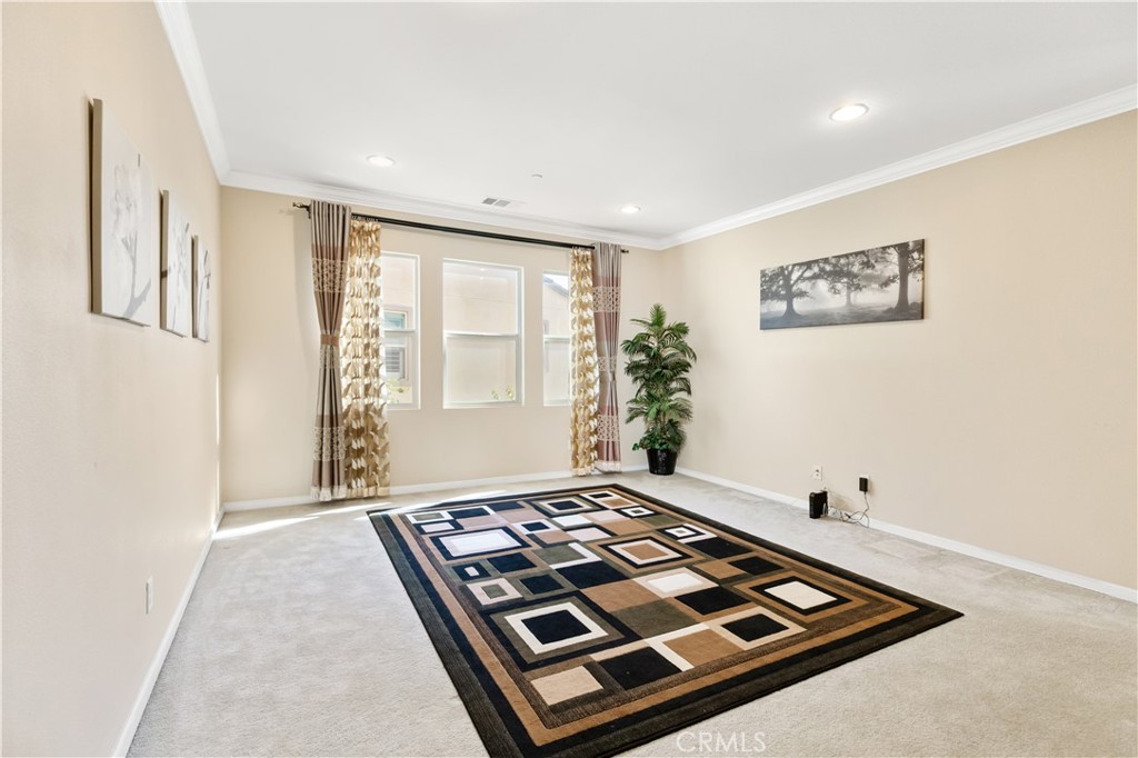 2776 E Rose Petal Way