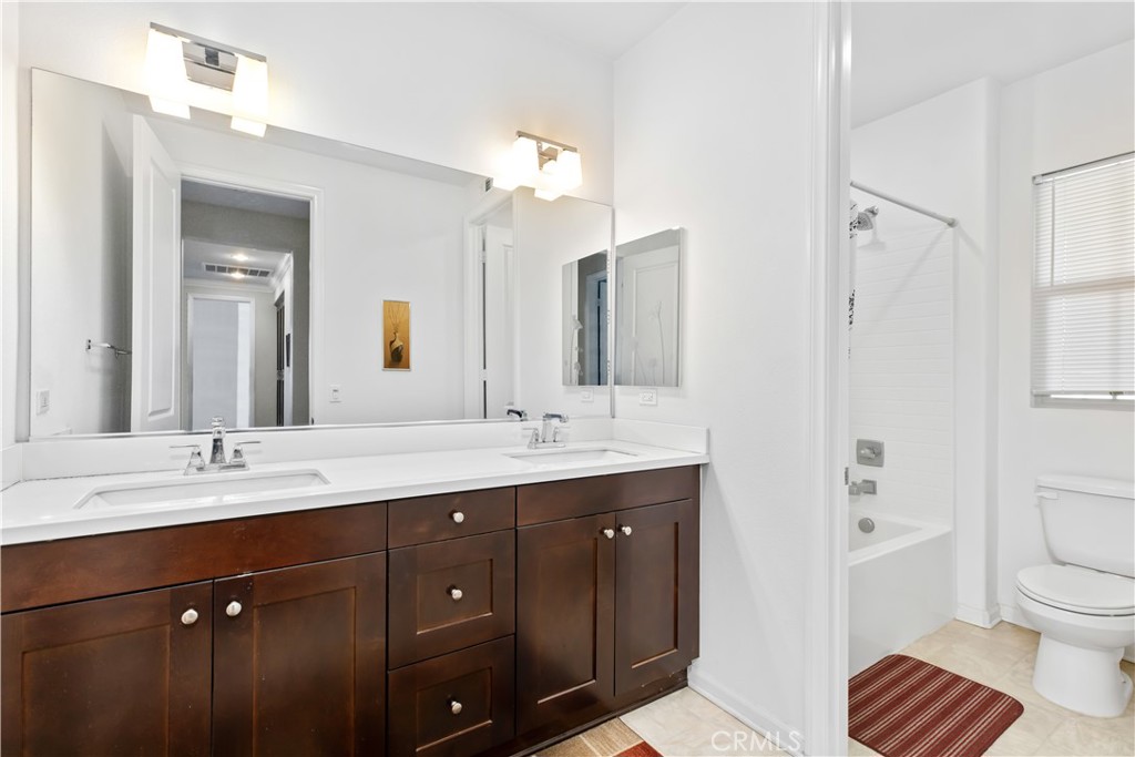 2776 E Rose Petal Way