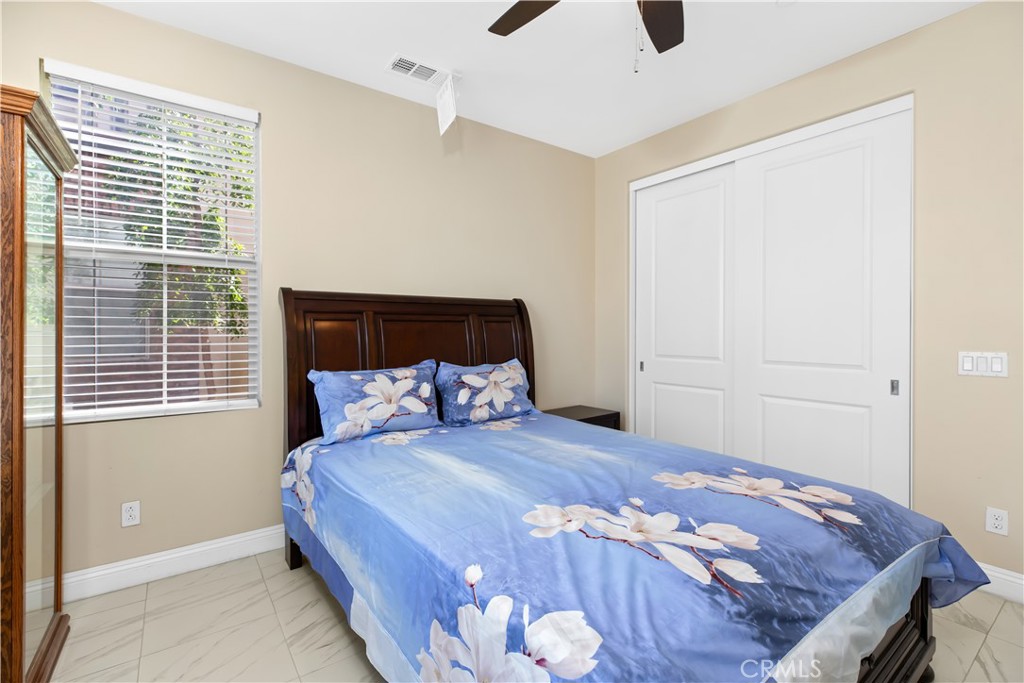 2776 E Rose Petal Way